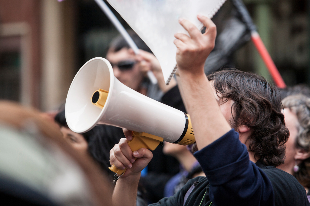 megaphone